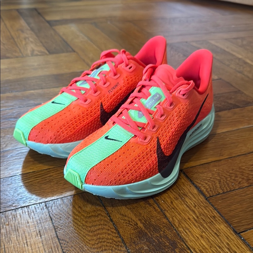 Nike Pegasus Plus Road Running Shoes